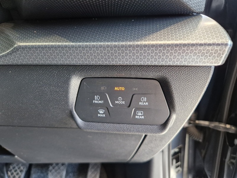 SEAT Leon TSI EVO SE Dynamic - U11939