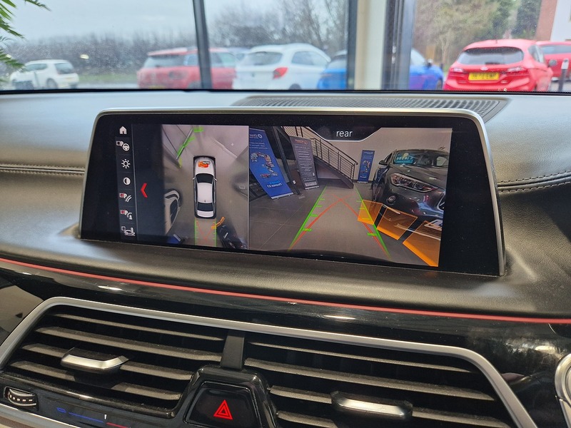 BMW 7 Series 730d M Sport - U11972