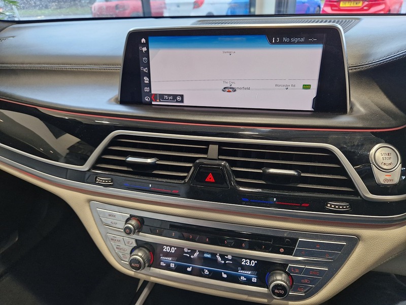 BMW 7 Series 730d M Sport - U11972