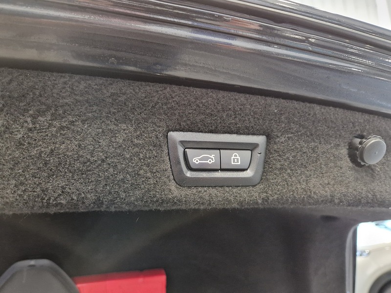 BMW 7 Series 730d M Sport - U11972