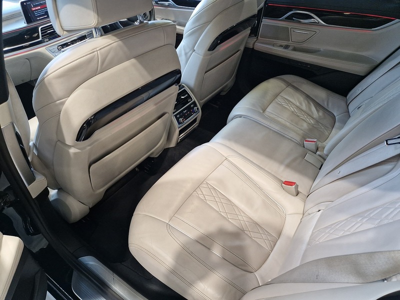 BMW 7 Series 730d M Sport - U11972