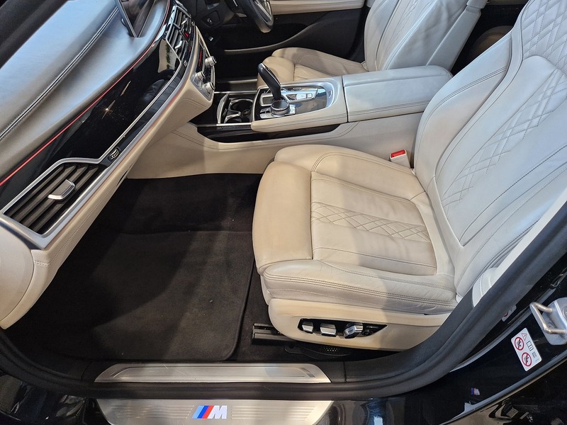 BMW 7 Series 730d M Sport - U11972