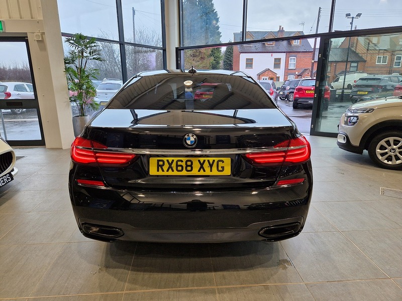 BMW 7 Series 730d M Sport - U11972