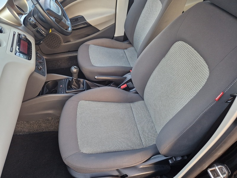 SEAT Ibiza SE - U11976