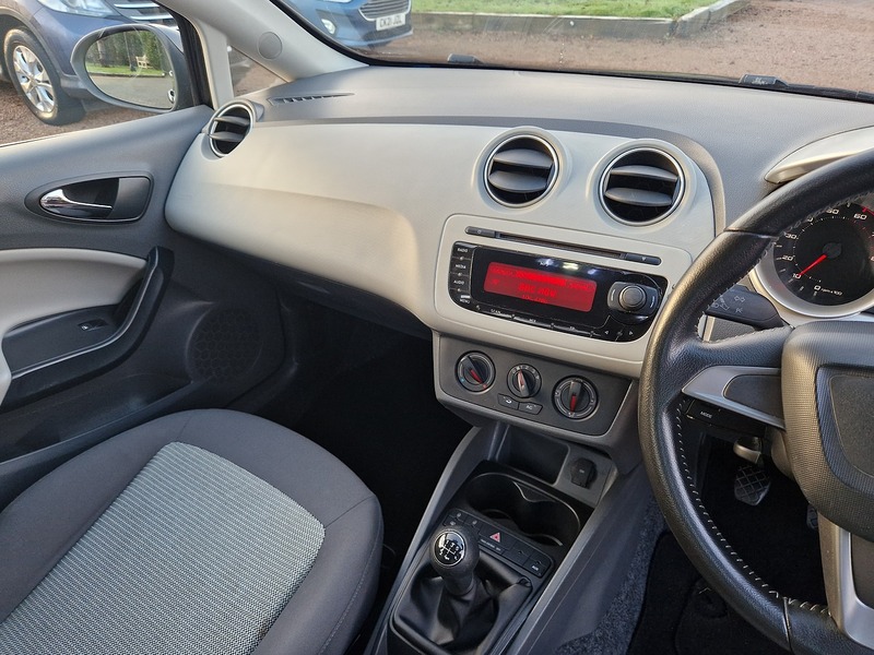 SEAT Ibiza SE - U11976
