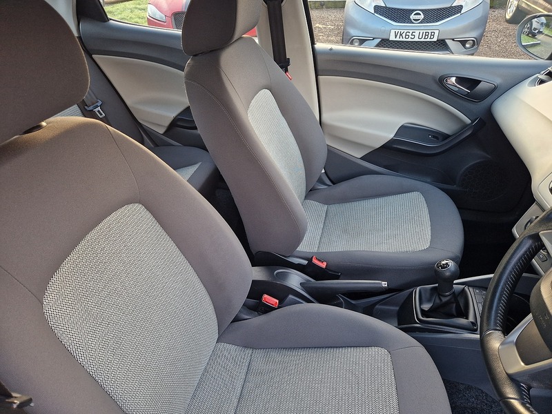SEAT Ibiza SE - U11976