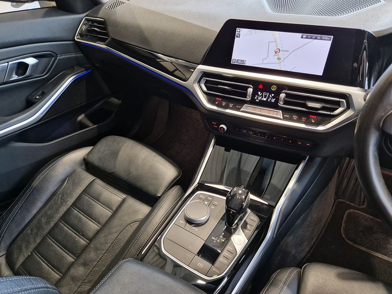 BMW 3 Series 320i Sport - U11977