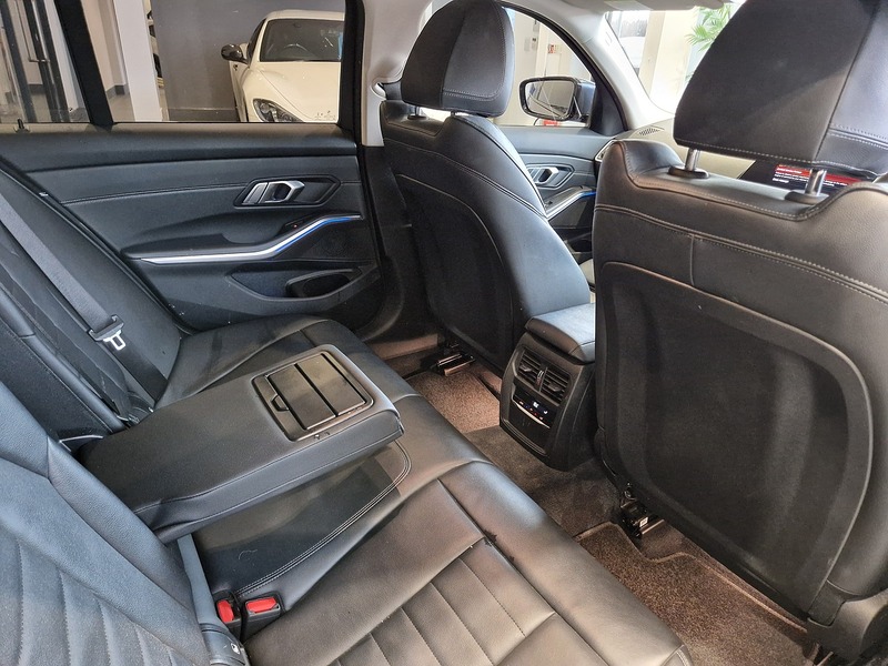 BMW 3 Series 320i Sport - U11977