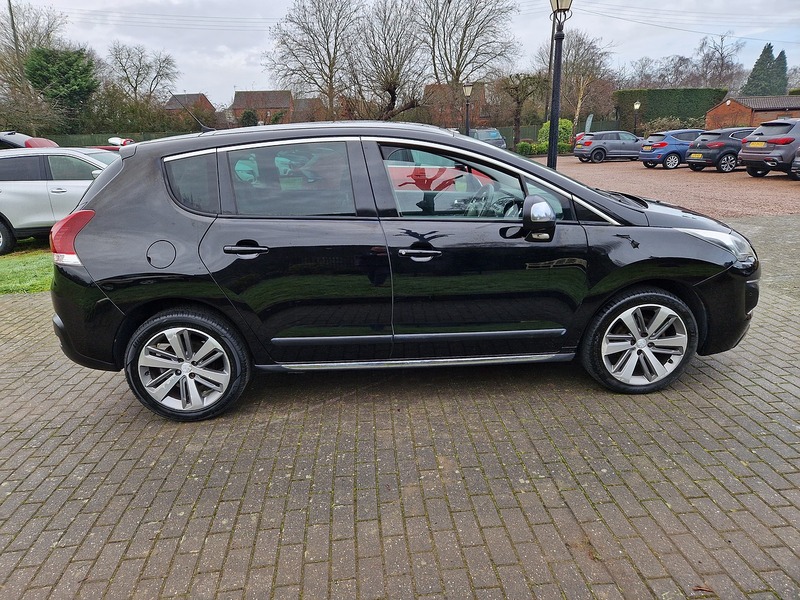 Peugeot 3008 HDi Allure - U11980