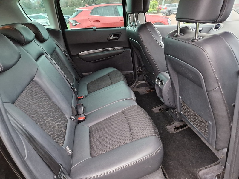 Peugeot 3008 HDi Allure - U11980