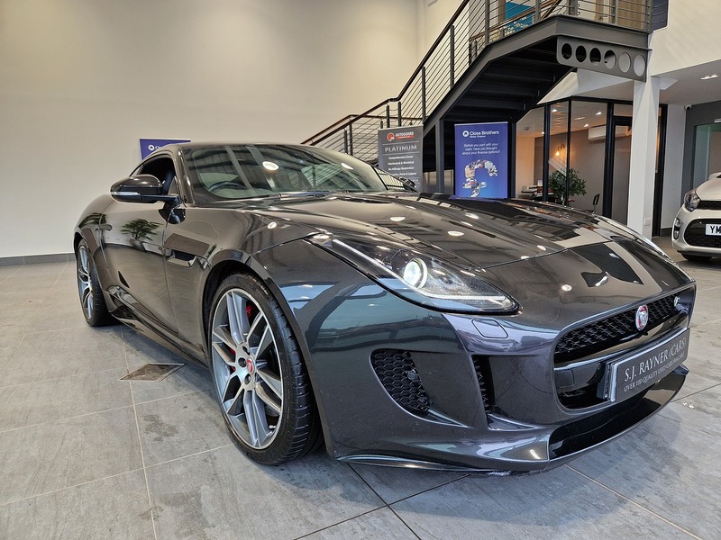 Jaguar F-Type V8 R - U11990