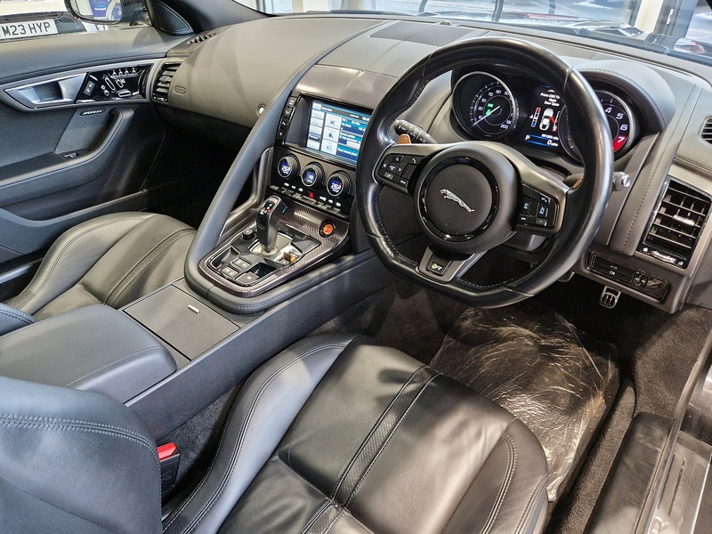 Jaguar F-Type V8 R - U11990