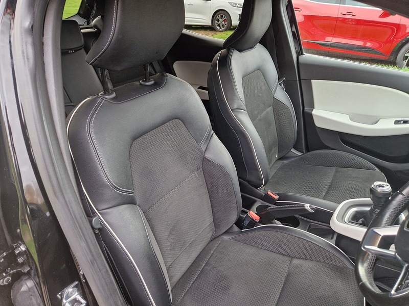 Renault Clio TCe S Edition - U11995