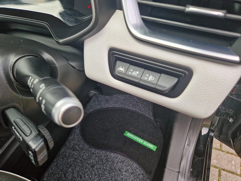 Renault Clio TCe S Edition - U11995