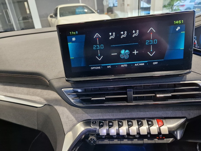 Peugeot 3008 GT Premium - U11996