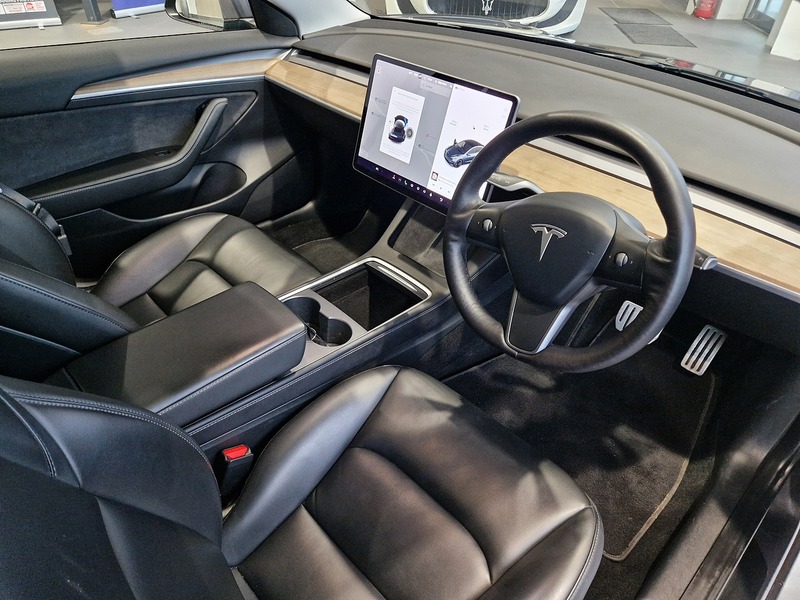 Tesla Model 3 Performance - U11997