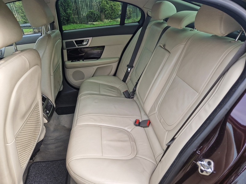 Jaguar XF d Premium Luxury - U12000