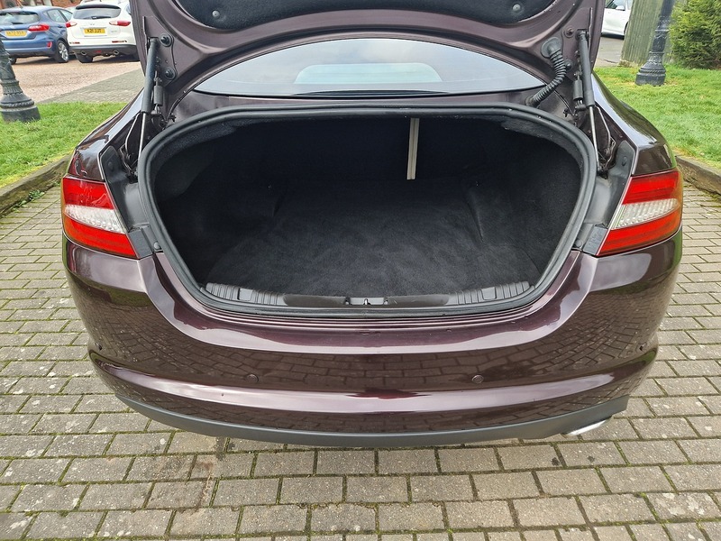 Jaguar XF d Premium Luxury - U12000