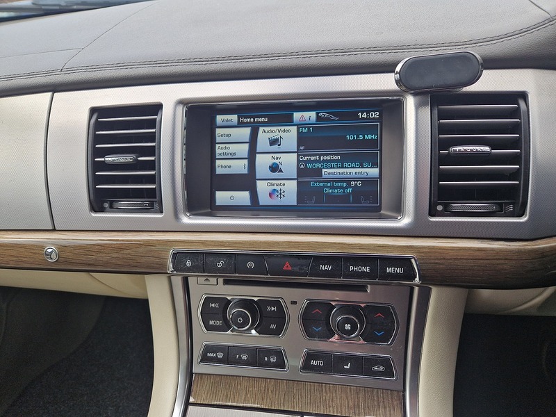 Jaguar XF d Premium Luxury - U12000