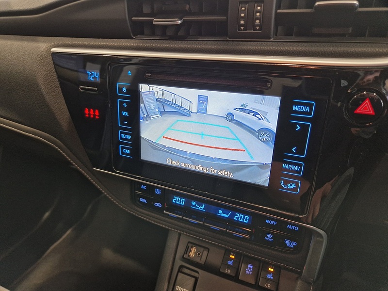 Toyota Auris VVT-h Excel - U12005