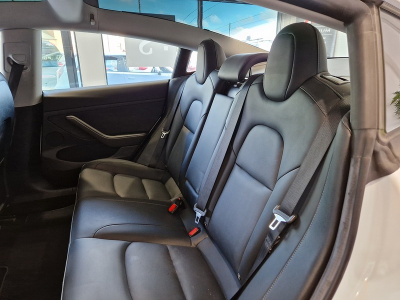 Tesla Model 3 Long Range - U12007