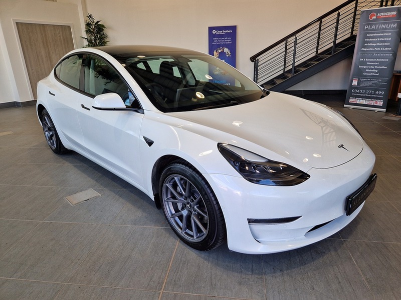 Tesla Model 3 Long Range - U12007