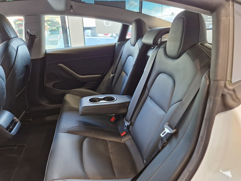 Tesla Model 3 Long Range - U12007