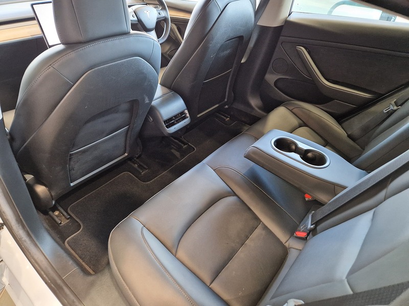 Tesla Model 3 Long Range - U12007