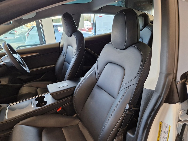 Tesla Model 3 Long Range - U12007