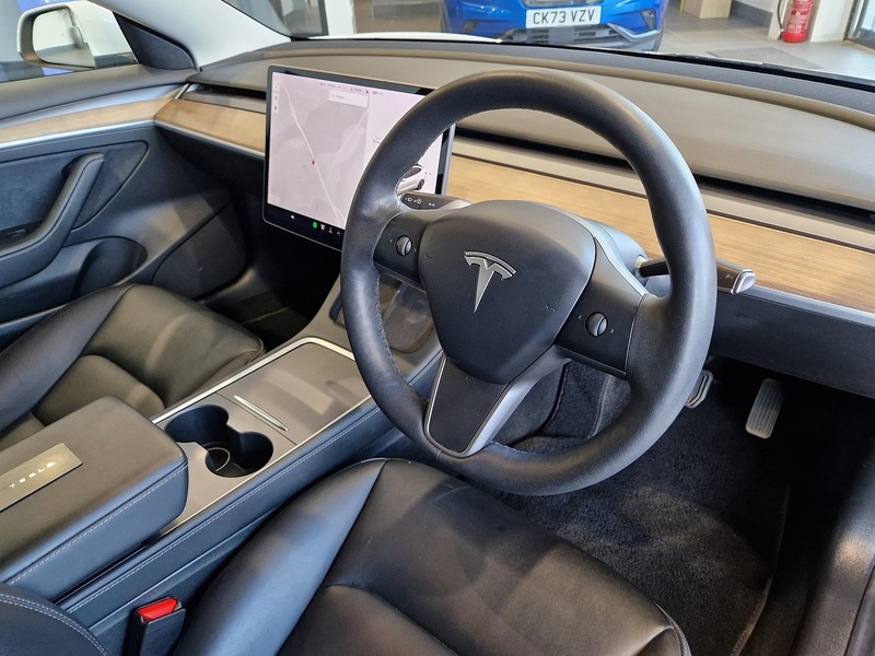 Tesla Model 3 Long Range - U12007