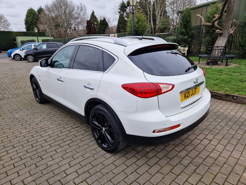 Infiniti QX50 d V6 GT - U12009