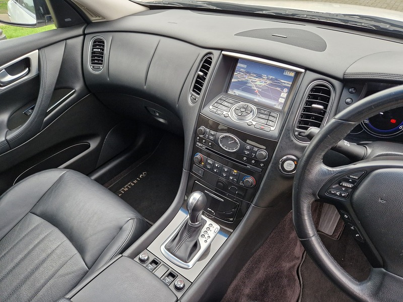 Infiniti QX50 d V6 GT - U12009
