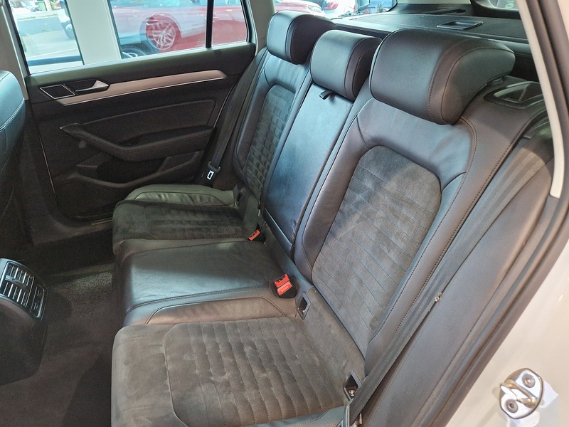 Volkswagen Passat TDI BlueMotion Tech GT - U12011