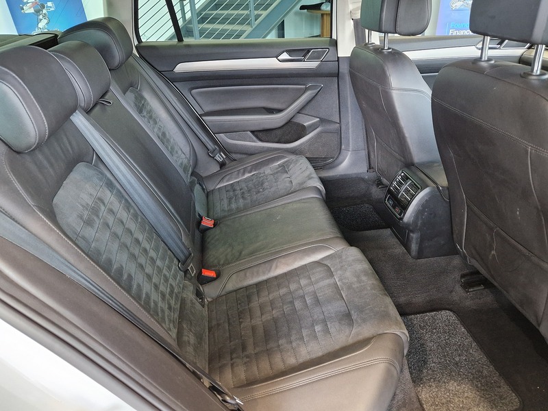 Volkswagen Passat TDI BlueMotion Tech GT - U12011