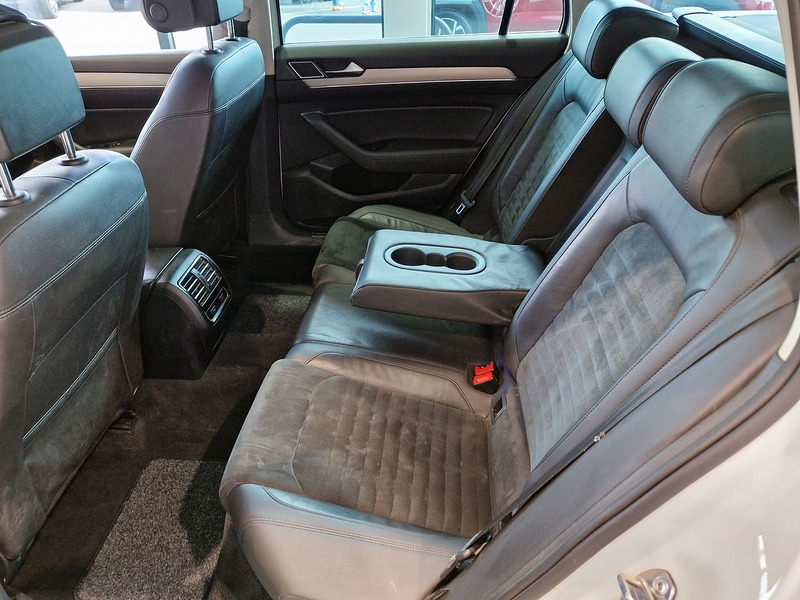 Volkswagen Passat TDI BlueMotion Tech GT - U12011