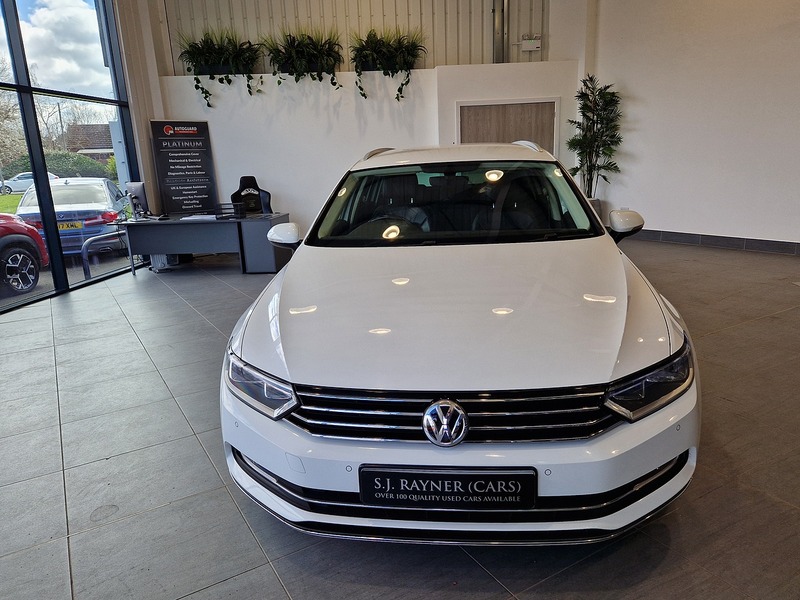 Volkswagen Passat TDI BlueMotion Tech GT - U12011