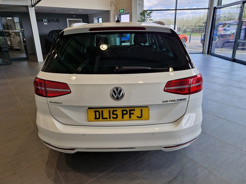 Volkswagen Passat TDI BlueMotion Tech GT - U12011