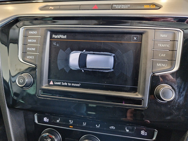 Volkswagen Passat TDI BlueMotion Tech GT - U12011