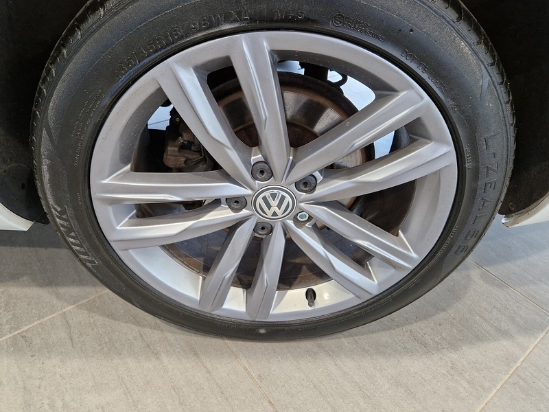 Volkswagen Passat TDI BlueMotion Tech GT - U12011
