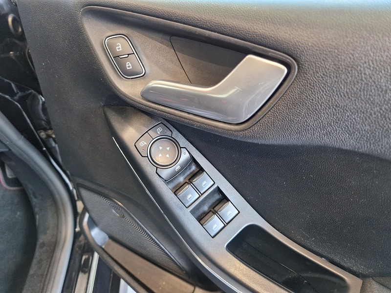 Ford Fiesta T EcoBoost MHEV ST-Line Edition - U12015