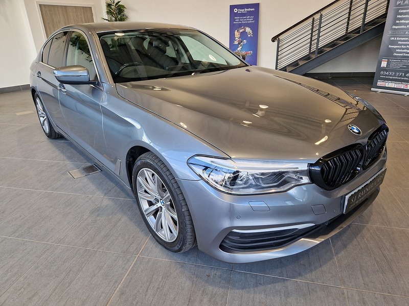 BMW 5 Series 540i SE - U12017