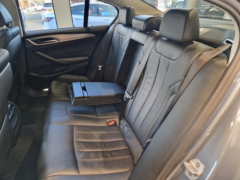 BMW 5 Series 540i SE - U12017