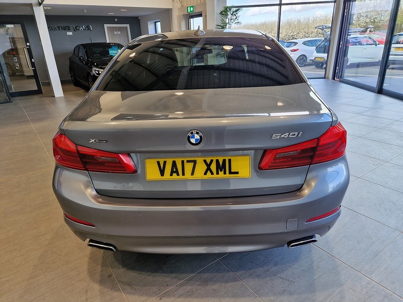 BMW 5 Series 540i SE - U12017