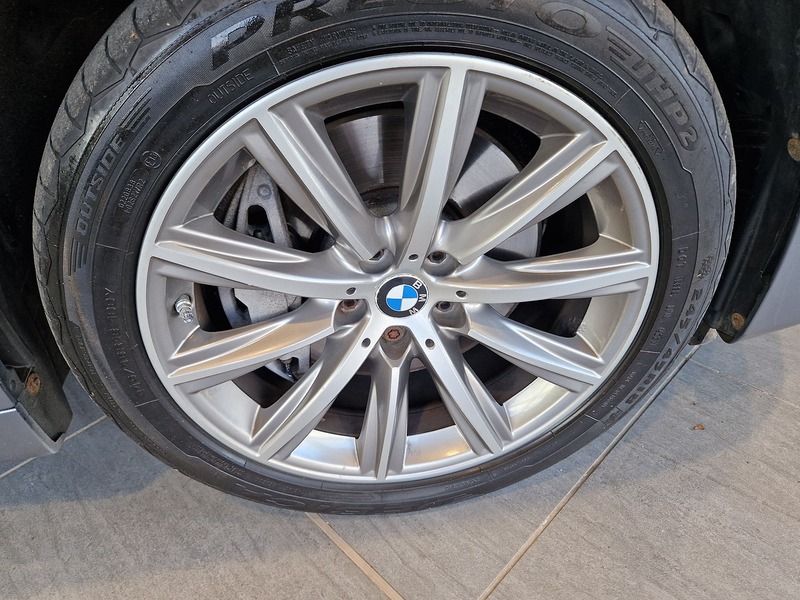 BMW 5 Series 540i SE - U12017