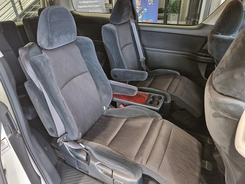 Toyota Vellfire 240 - U12020