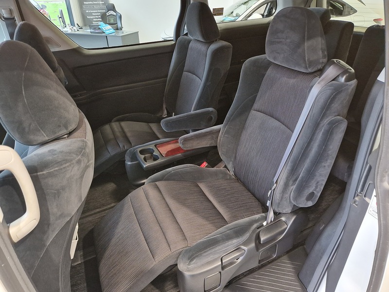 Toyota Vellfire 240 - U12020