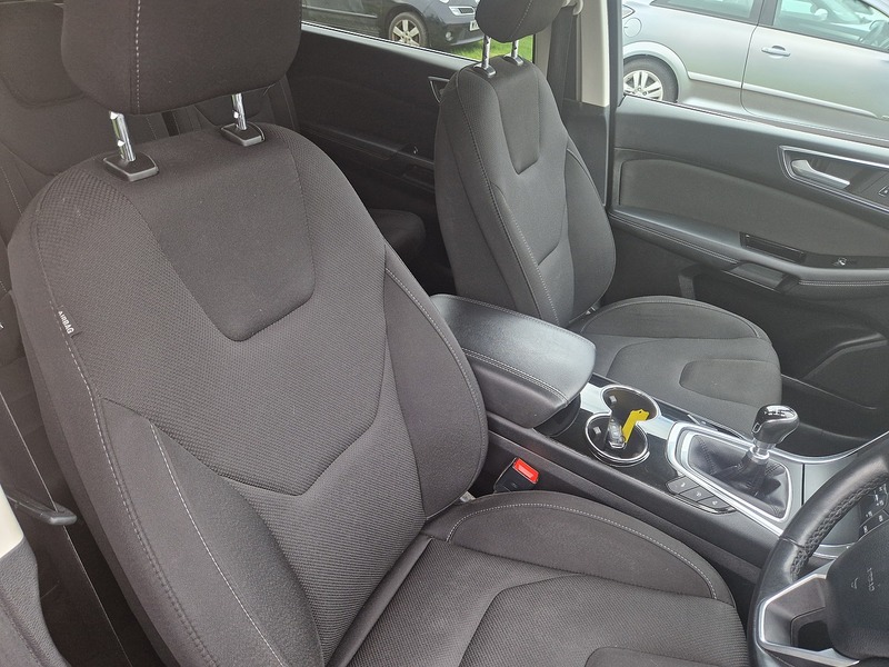 Ford S-Max TDCi Titanium - U12024