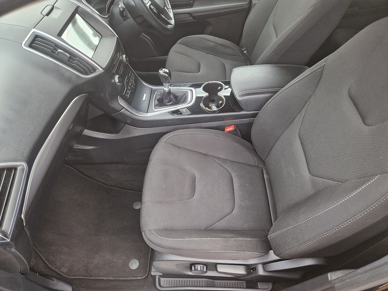 Ford S-Max TDCi Titanium - U12024