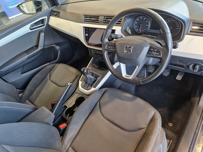 SEAT Arona TSI XCELLENCE - U12025
