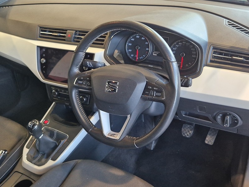 SEAT Arona TSI XCELLENCE - U12025